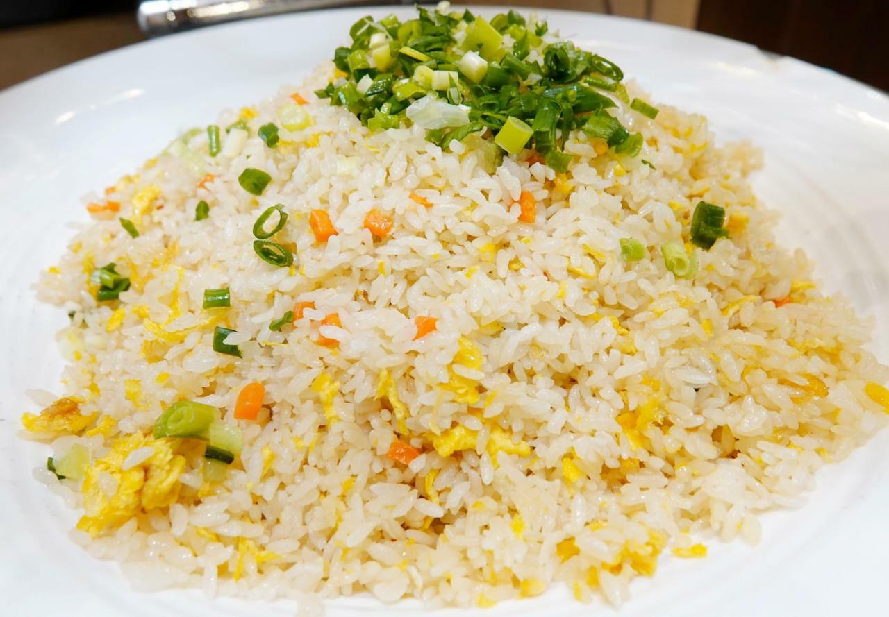 兴义国龙雅阁大酒店 外观 照片